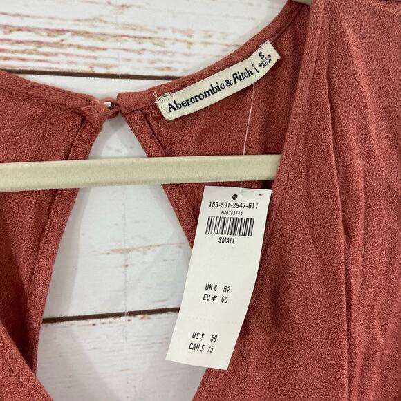 Abercrombie & Fitch S Mauve Short Sleeve Open Back Pocket Romper - Picture 8 of 9